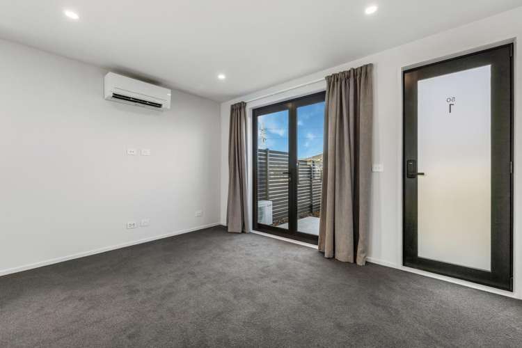 1/50 Antigua Street Addington_7