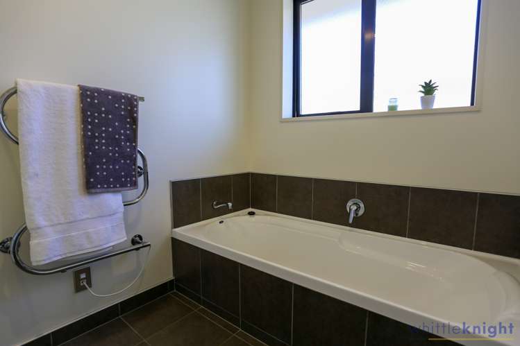 91 Overbury Crescent Rolleston_16