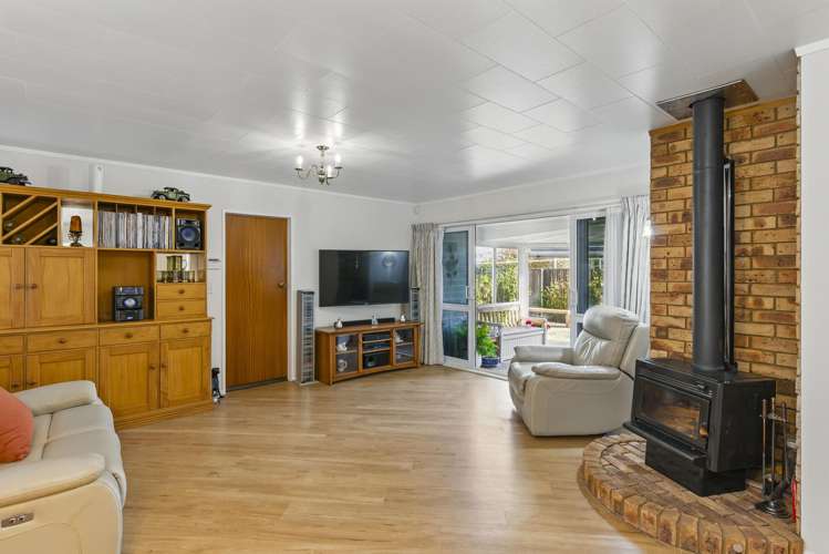 2 Gabriel Street Raumati Beach_6