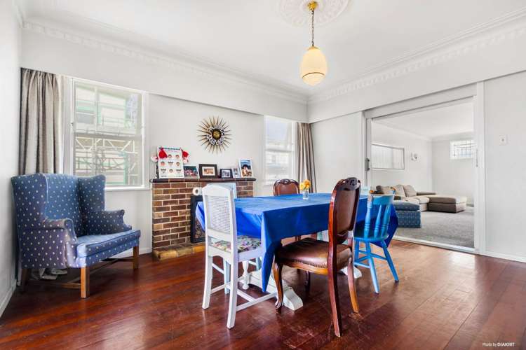 24 James Laurie Street Henderson_5