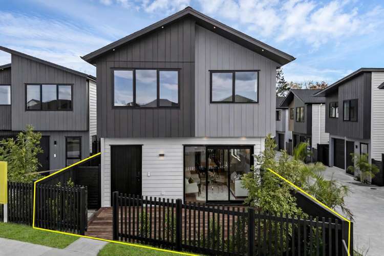 80E Tukutata Crescent Milldale_18