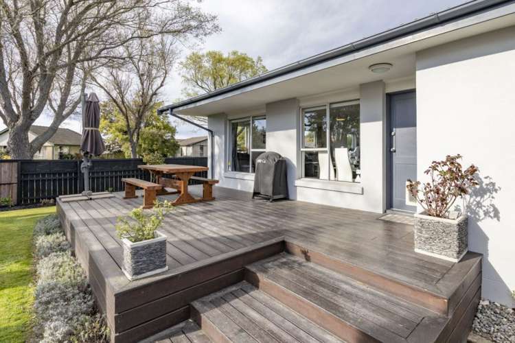 80 Lowry Avenue Redwood_23