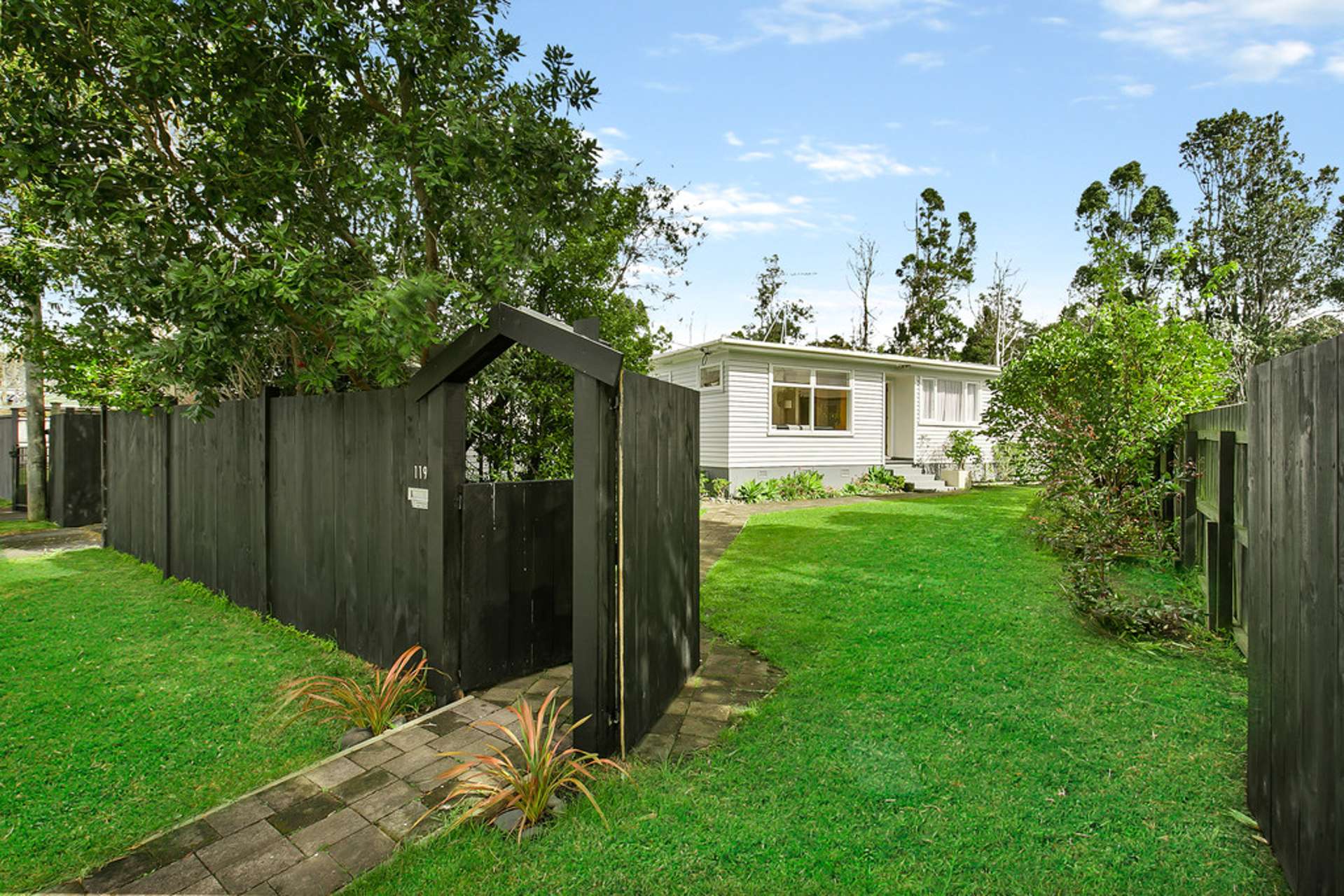 119 Atkinson Road Titirangi_0