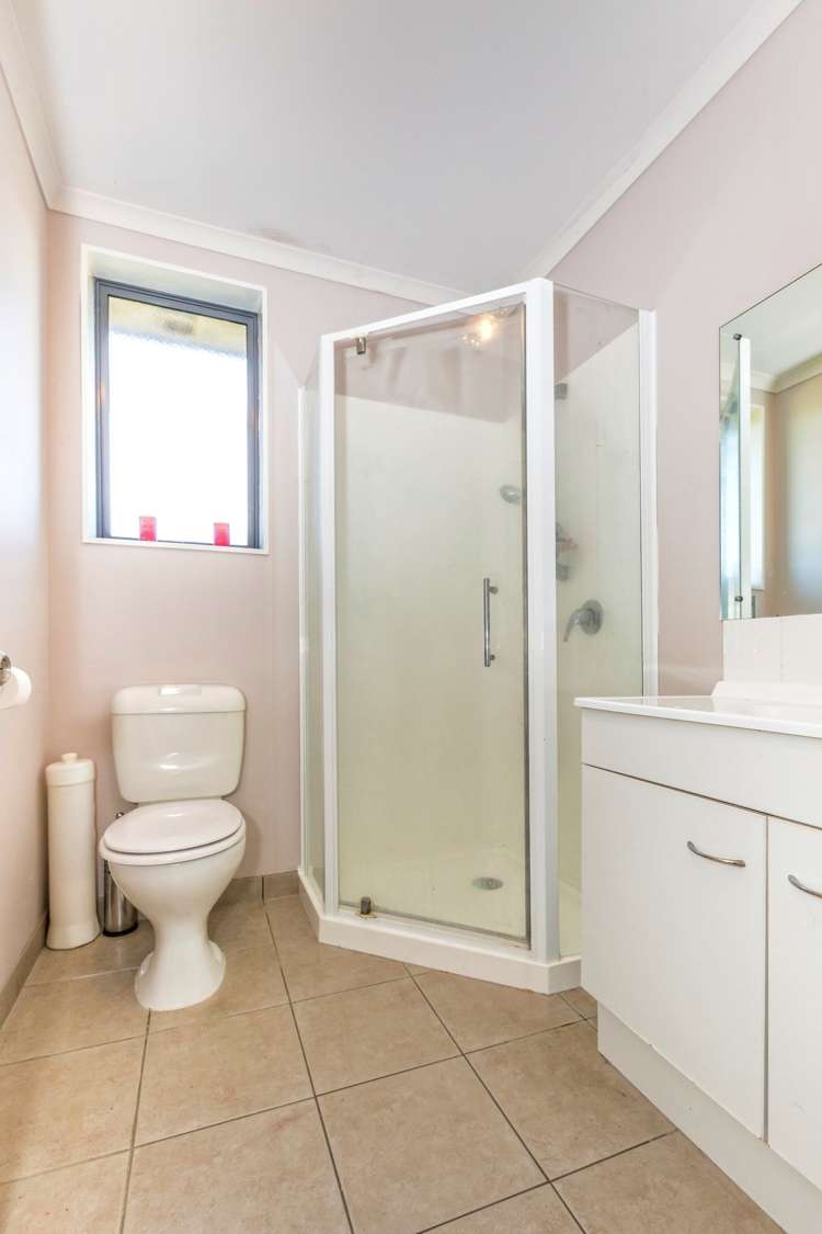 30 Kathleen Reece Place Waiuku_16