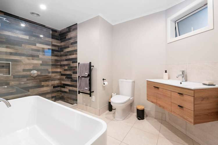 867 Whangaparaoa Road Manly_14