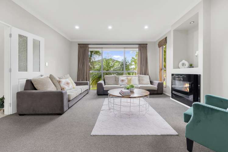 19 Gibbston Crescent Flat Bush_4