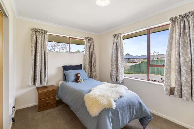 49 Pages Road Marchwiel_10