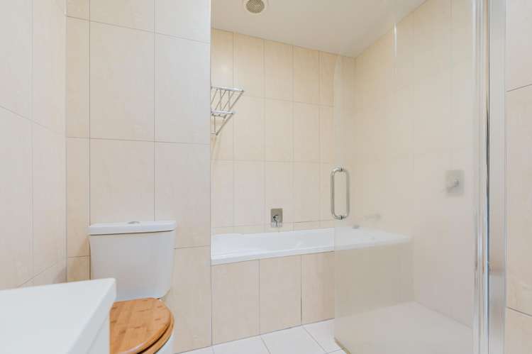 29/46 Peachgrove Road Hamilton East_11