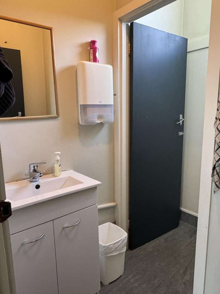 3 and 4/666 Dominion Road Mt Eden_9