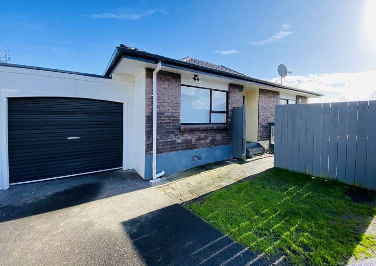 1/11 Kennington Drive Clendon Park_0