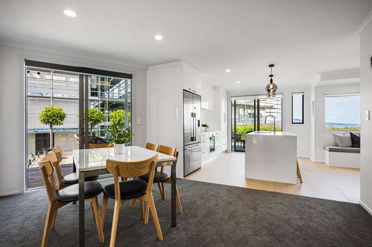 1/29A Seaview Road Castor Bay_17