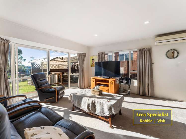 33 Craigbank Avenue New Lynn_3