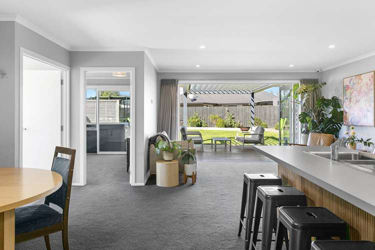 5 Broadcast Lane Rangatira Park_3