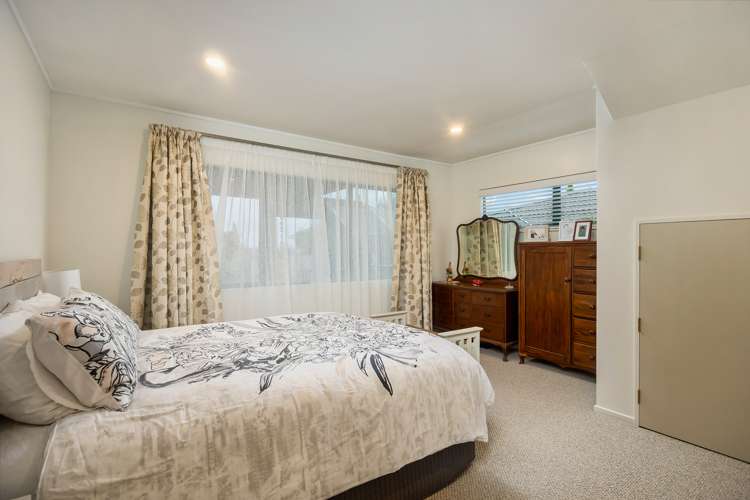 12a Seaside Avenue Waterview_9