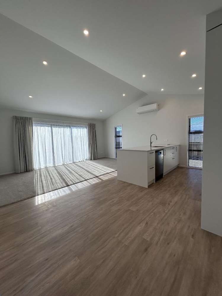 83B South Road 10754_2