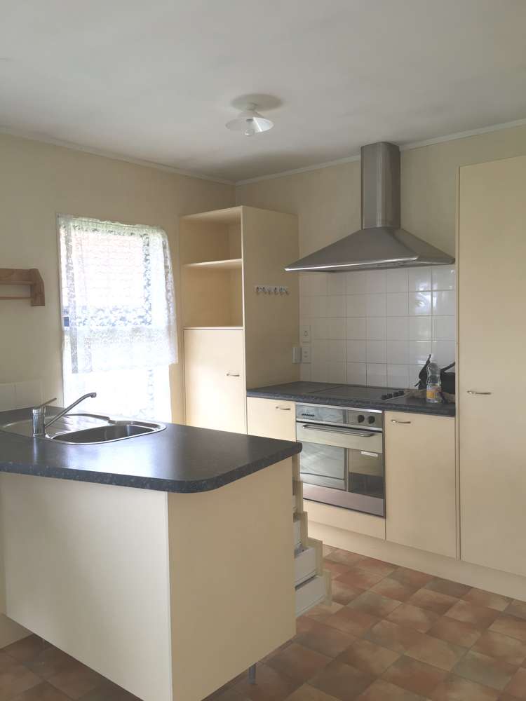 9 Earnslaw Crescent Clover Park_3