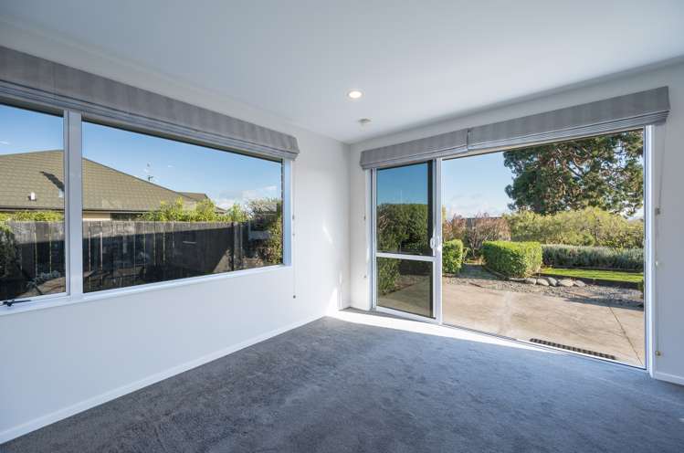 24 Kingsford Drive Stoke_1