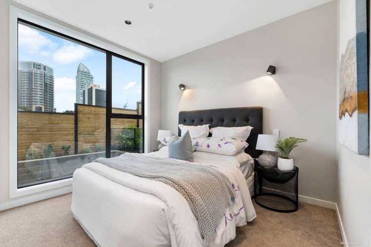 4/12 Burns Avenue Takapuna_6