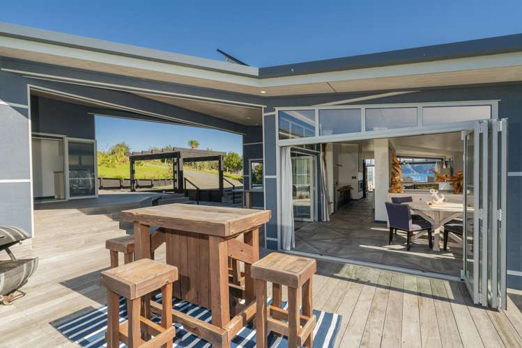 198 Pacific Ocean Slipper Island (Whakahau)_17