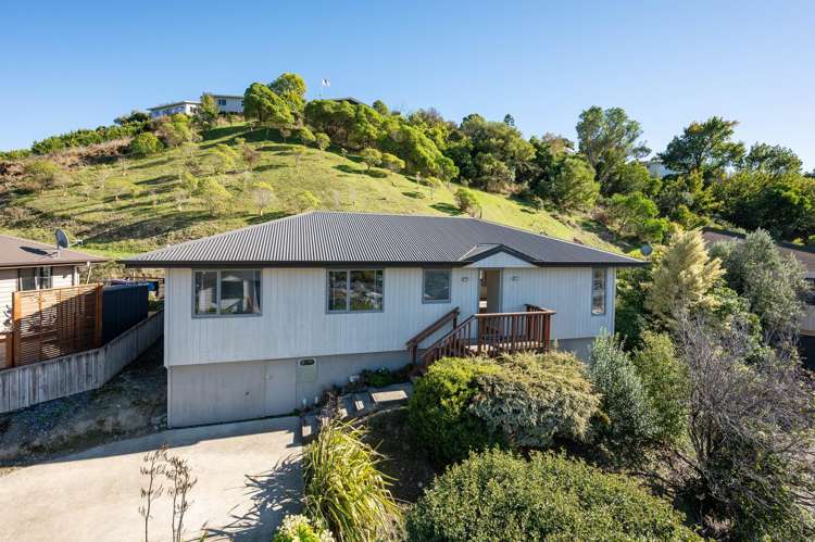 41 Saint Lawrence Street Toi Toi_17