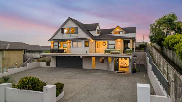 Mansion with Stunning Sea Views