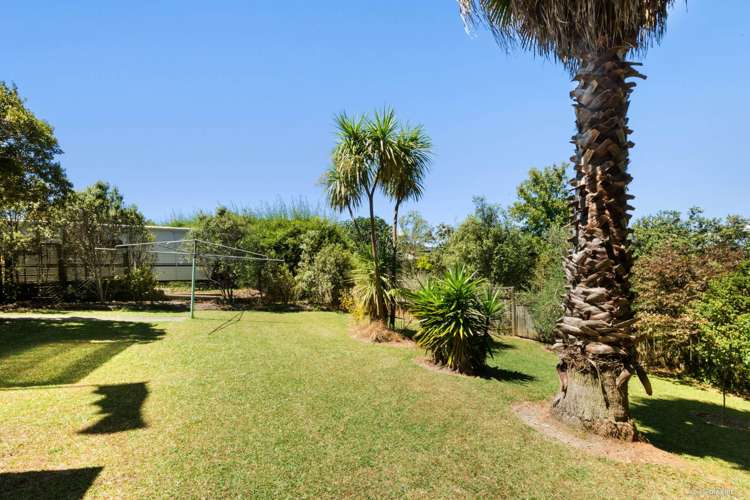 51 Ravenwood Drive Forrest Hill_15