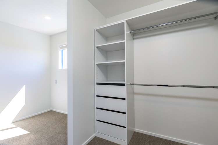 17 Pine Hill Rise Fairhall_17