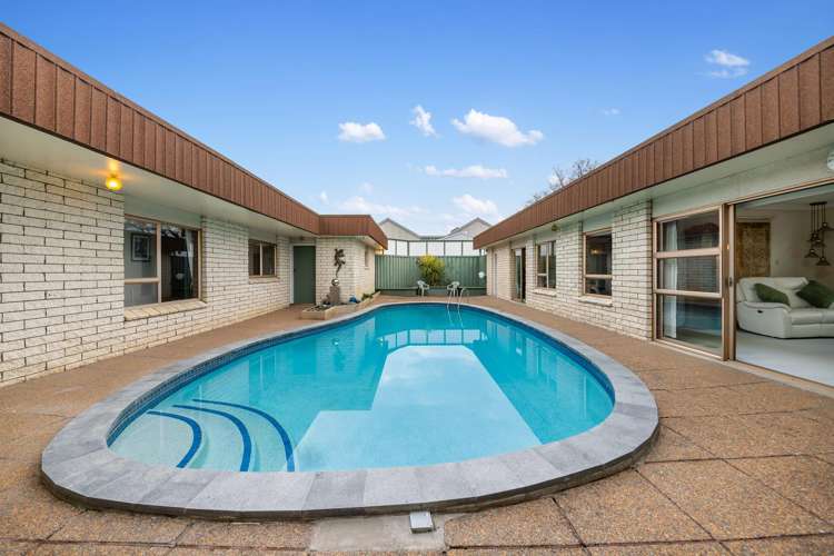 122 Edinburgh Street Pukekohe_17