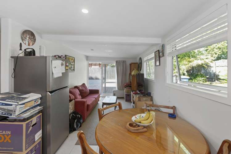 97 Seabrook Avenue New Lynn_23