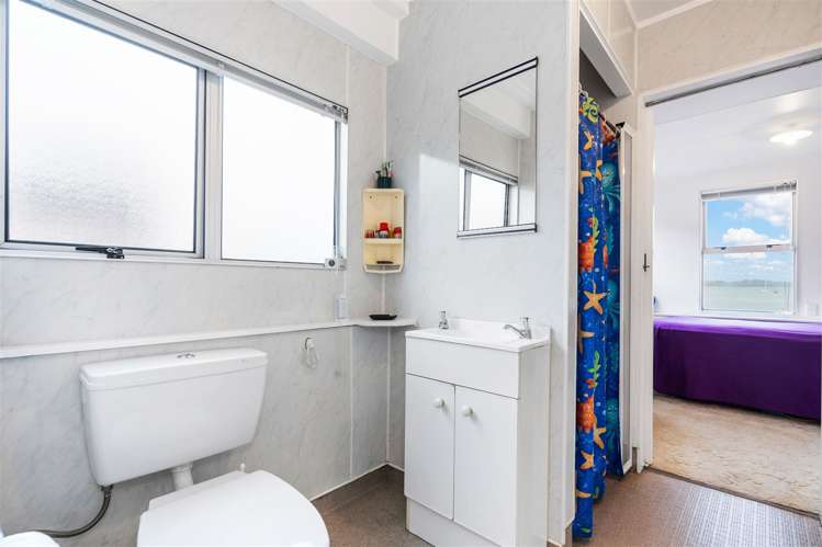 6 Waikaraka Beach Road Tamaterau_25