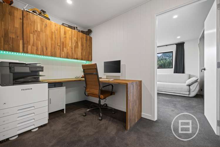19 Stone Ridge Place Queenstown Hill_15