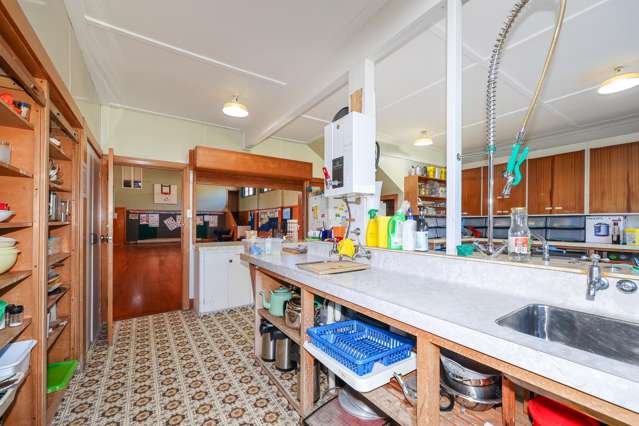 270 North Road North East Valley_4