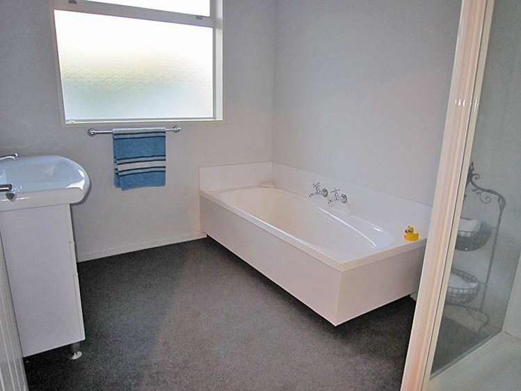 22 Alpine Close Marchwiel_8