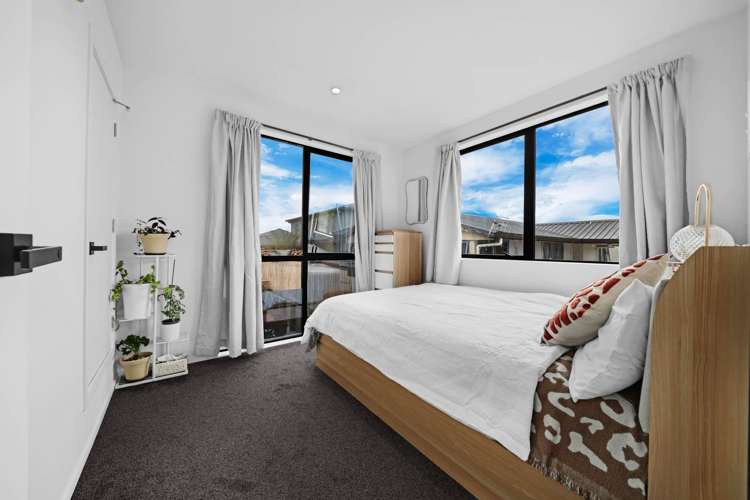 1/11 McLean Avenue Papatoetoe_16