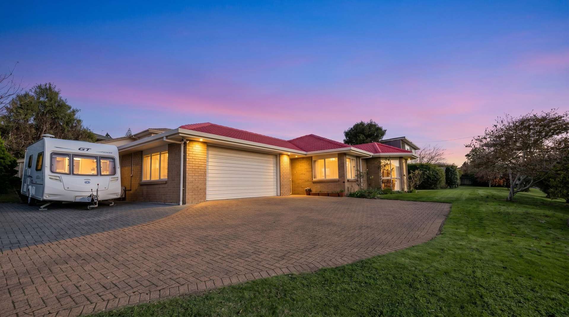 1 Cobbe Place Pomare_0