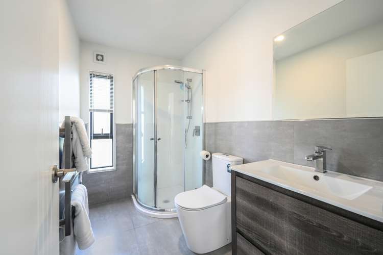 12 Korama Lane New Lynn_14