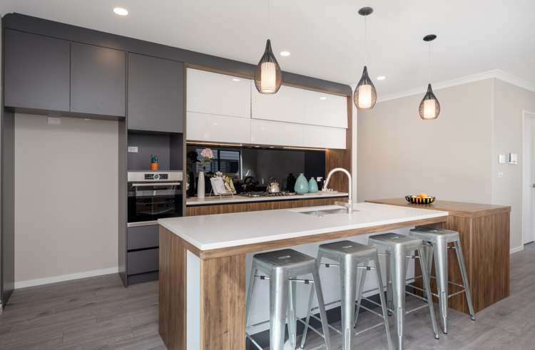 6 Lisnoble Road Flat Bush_32