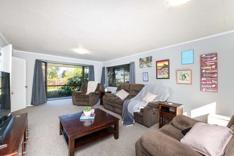 24 Cedar Crescent Feilding_6