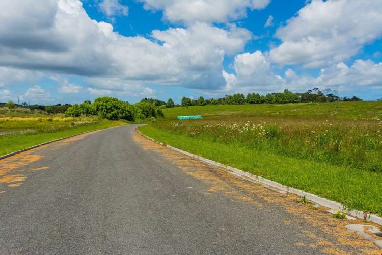 16 Aeropark Drive Dairy Flat_10