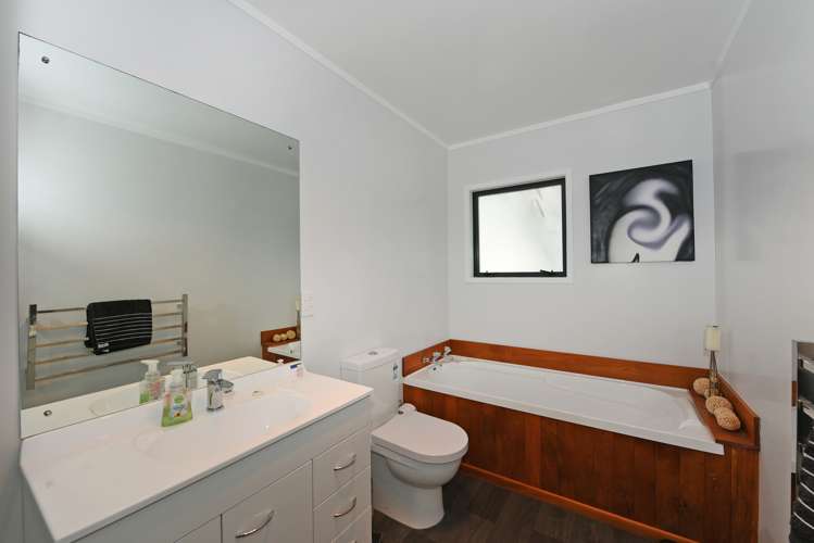 9 Louis Street Trentham_10