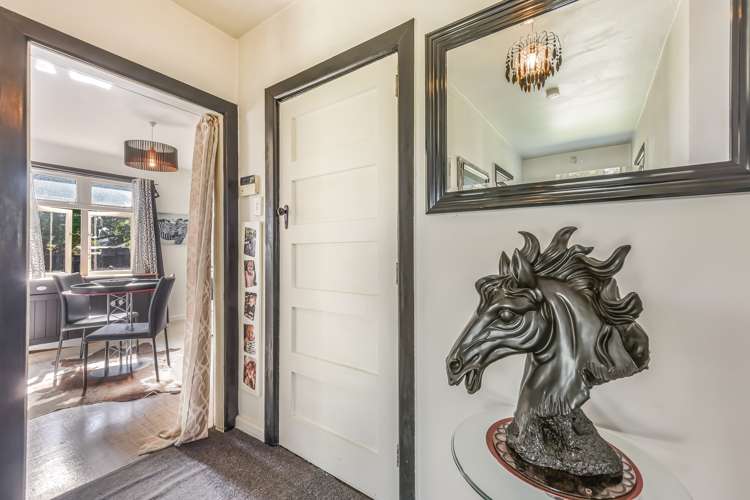 3 Dillons Point Road Islington_8