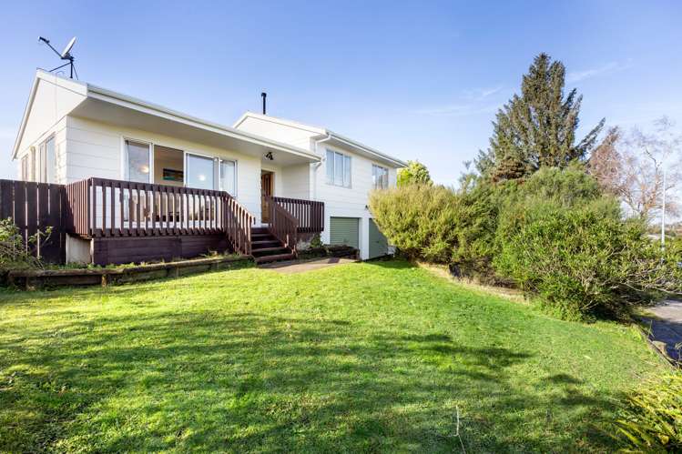 90 Fairview Street Chartwell_1