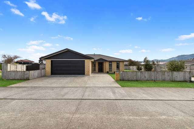 Modern Luxury, Unbeatable Location!