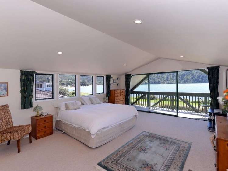 21 The Parade Okiwi Bay_14