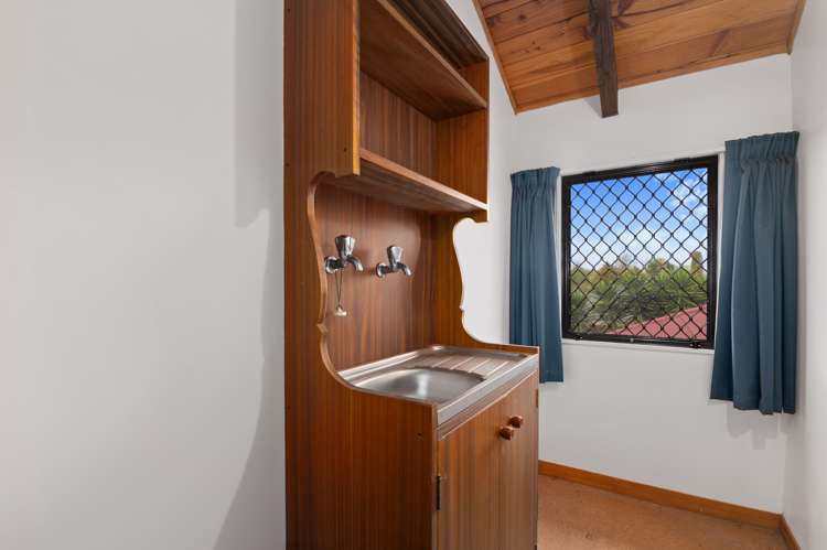 10 Kowhai Street Glenholme_18