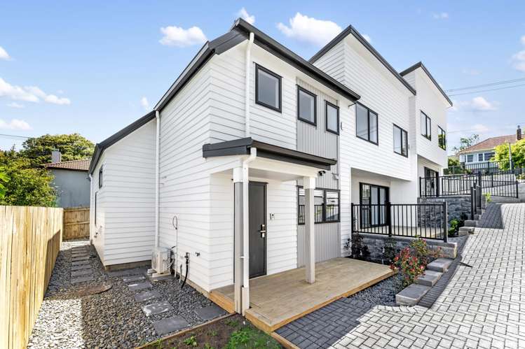 18B-D Fulljames Avenue Three Kings_1
