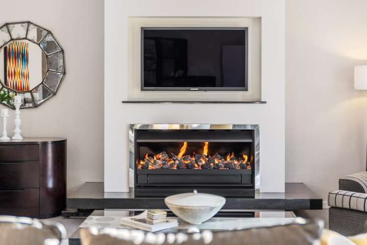 5 Columbia Crescent Beachlands_5