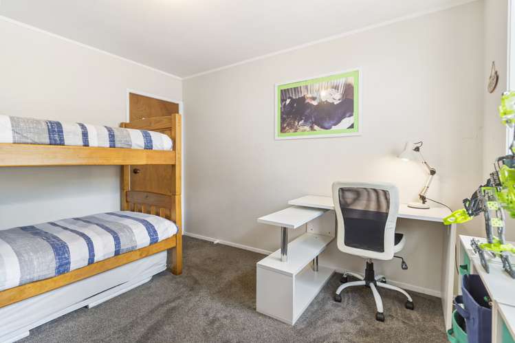 2/114 Kervil Avenue Te Atatu Peninsula_11