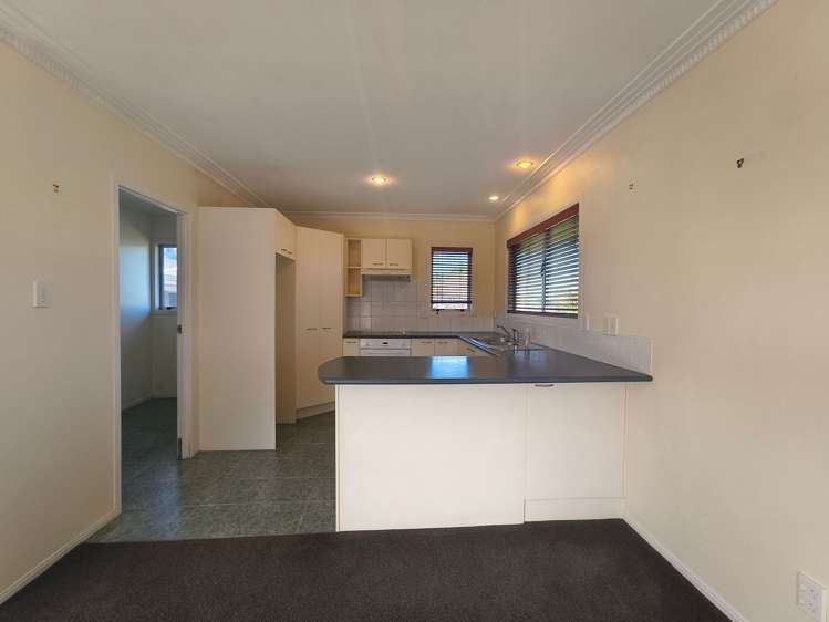1/27 Kerswill Place Pakuranga_6
