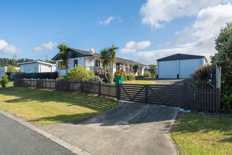 44 Norfolk Drive Mangawhai Heads_17